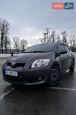 Хэтчбек Toyota Auris 2007 в Киеве