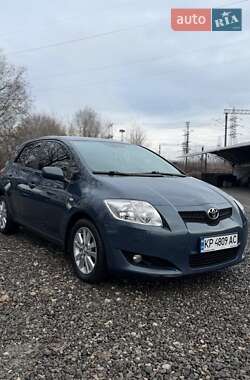 Хетчбек Toyota Auris 2008 в Запоріжжі