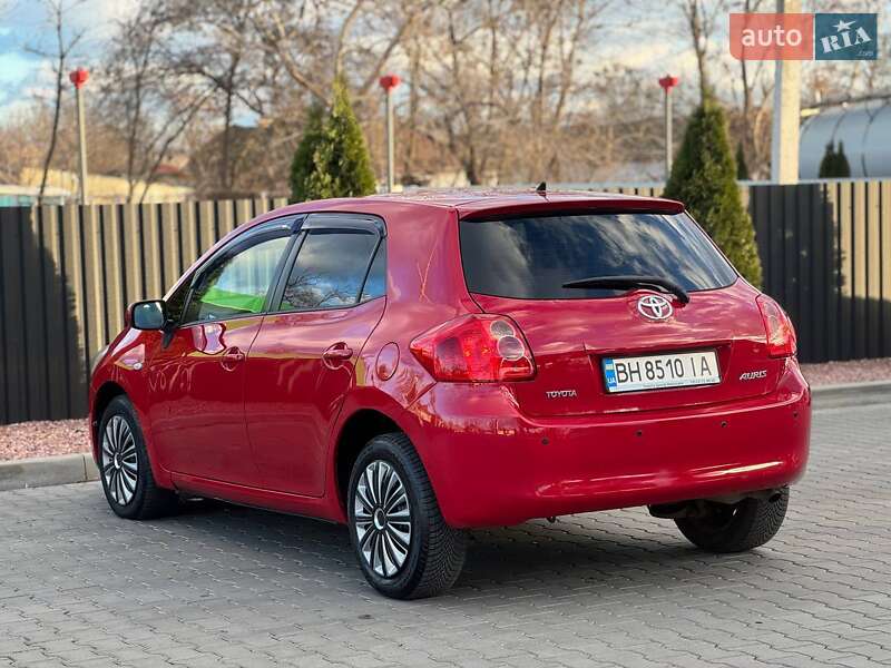 Хэтчбек Toyota Auris 2007 в Одессе