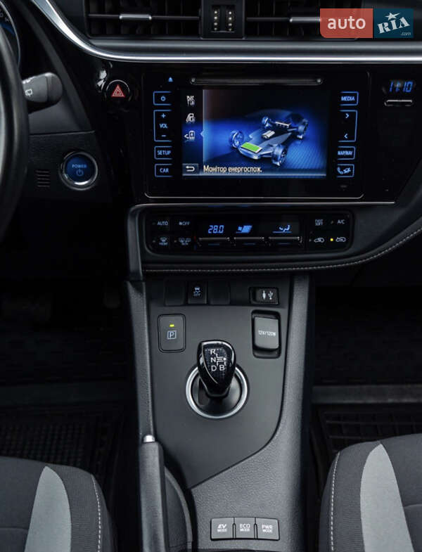 Универсал Toyota Auris 2016 в Львове