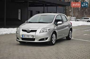 Хэтчбек Toyota Auris 2007 в Дубно