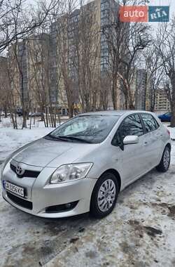Хетчбек Toyota Auris 2007 в Черкасах