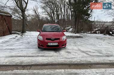 Хэтчбек Toyota Auris 2008 в Прилуках