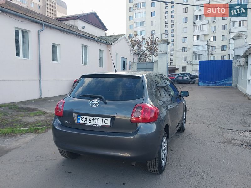 Хэтчбек Toyota Auris 2008 в Николаеве