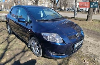 Хэтчбек Toyota Auris 2007 в Черновцах