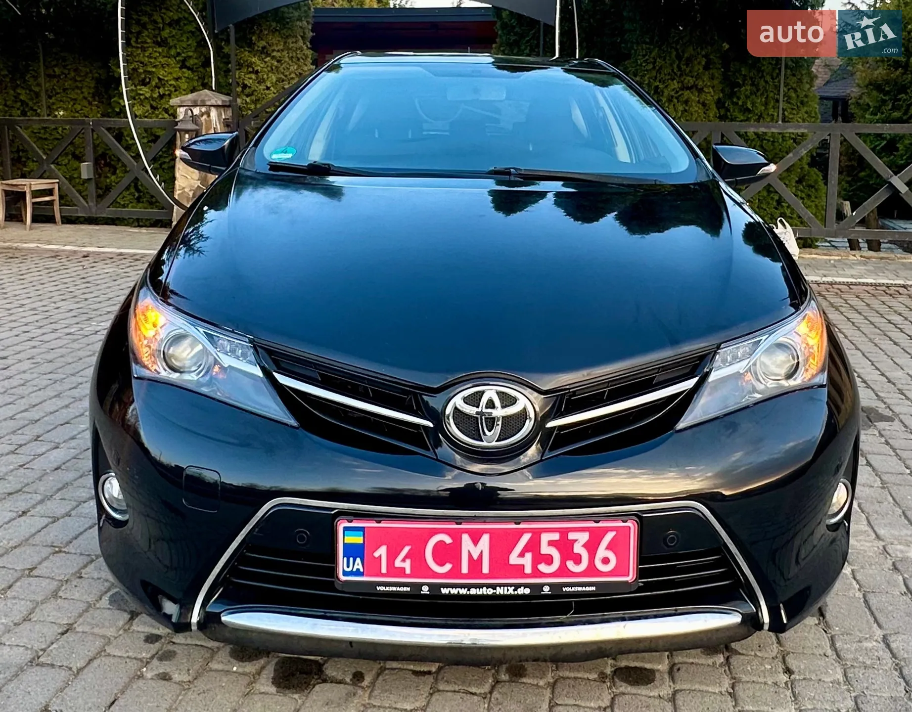 2014 Toyota Auris - мініатюра 2