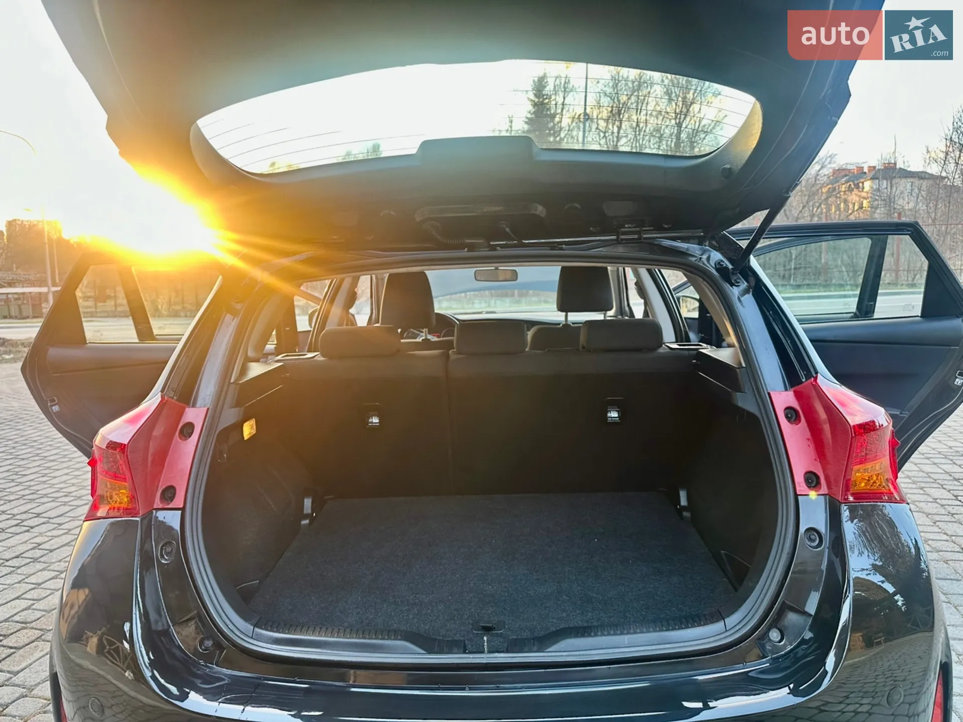 2014 Toyota Auris - мініатюра 25