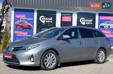 Універсал Toyota Auris 2013 в Львові