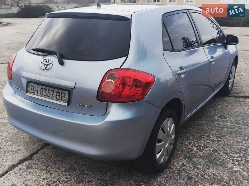 Хэтчбек Toyota Auris 2008 в Одессе