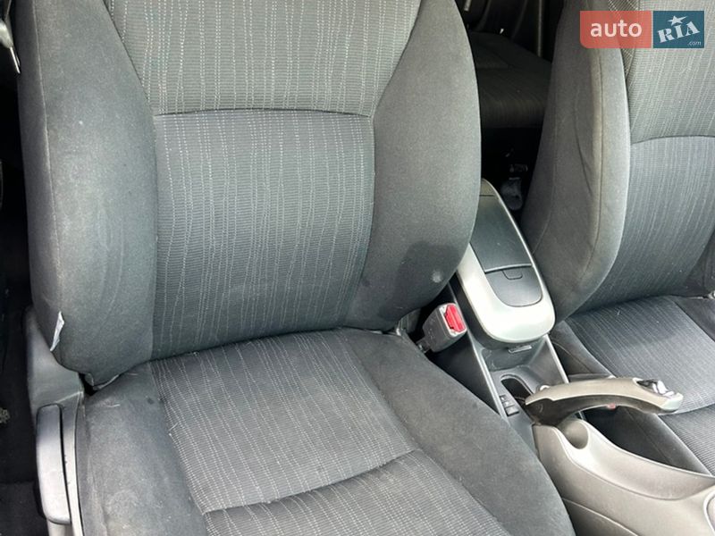 Хэтчбек Toyota Auris 2008 в Киеве