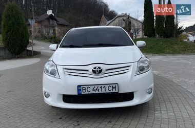 Хетчбек Toyota Auris 2012 в Львові