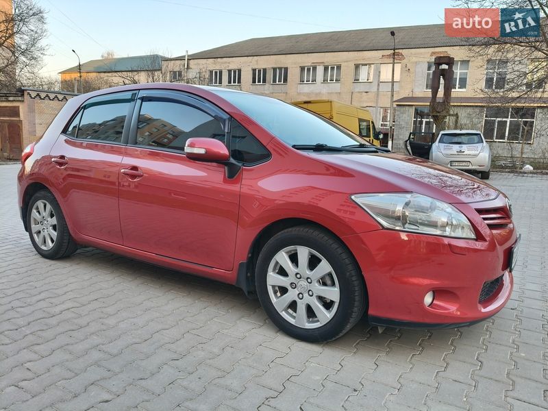 Хэтчбек Toyota Auris 2010 в Хмельницком фото 3 Хэтчбек Toyota Auris 2010 в Хмельницком
