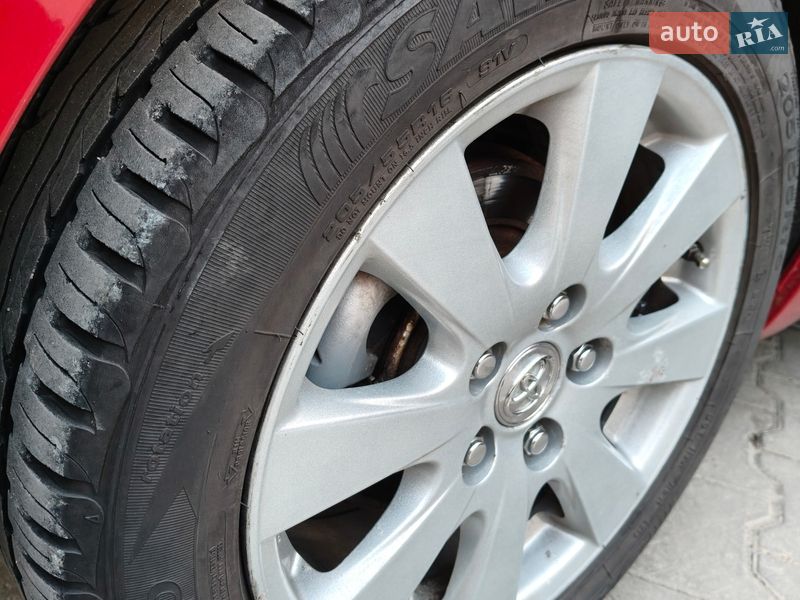 Хэтчбек Toyota Auris 2010 в Хмельницком фото 35 Хэтчбек Toyota Auris 2010 в Хмельницком