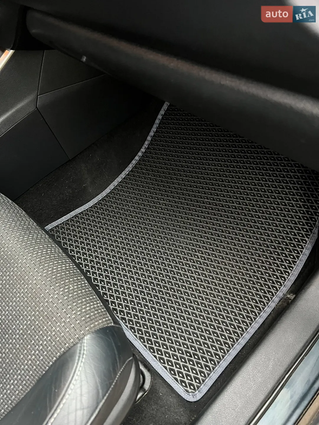 2013 Toyota Auris - мініатюра 34
