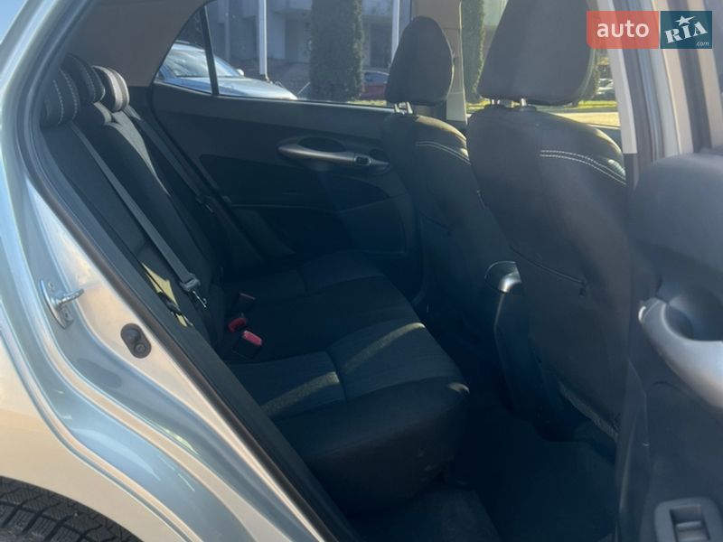 Хетчбек Toyota Auris 2008 в Хмельницькому фото 6 Хетчбек Toyota Auris 2008 в Хмельницькому