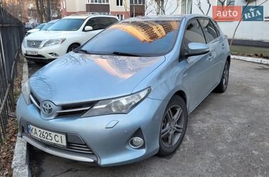 Хетчбек Toyota Auris 2015 в Києві