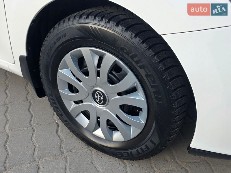 Хэтчбек Toyota Auris 2013 в Хмельницком фото 14 Хэтчбек Toyota Auris 2013 в Хмельницком