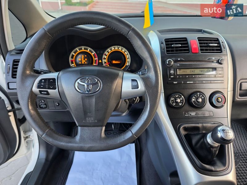 Хэтчбек Toyota Auris 2013 в Хмельницком фото 24 Хэтчбек Toyota Auris 2013 в Хмельницком