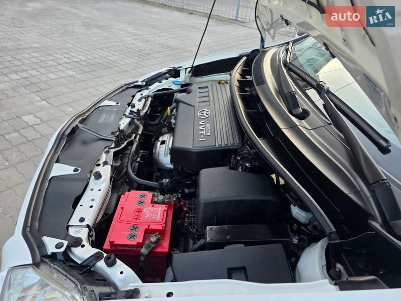 Хэтчбек Toyota Auris 2013 в Хмельницком фото 65 Хэтчбек Toyota Auris 2013 в Хмельницком