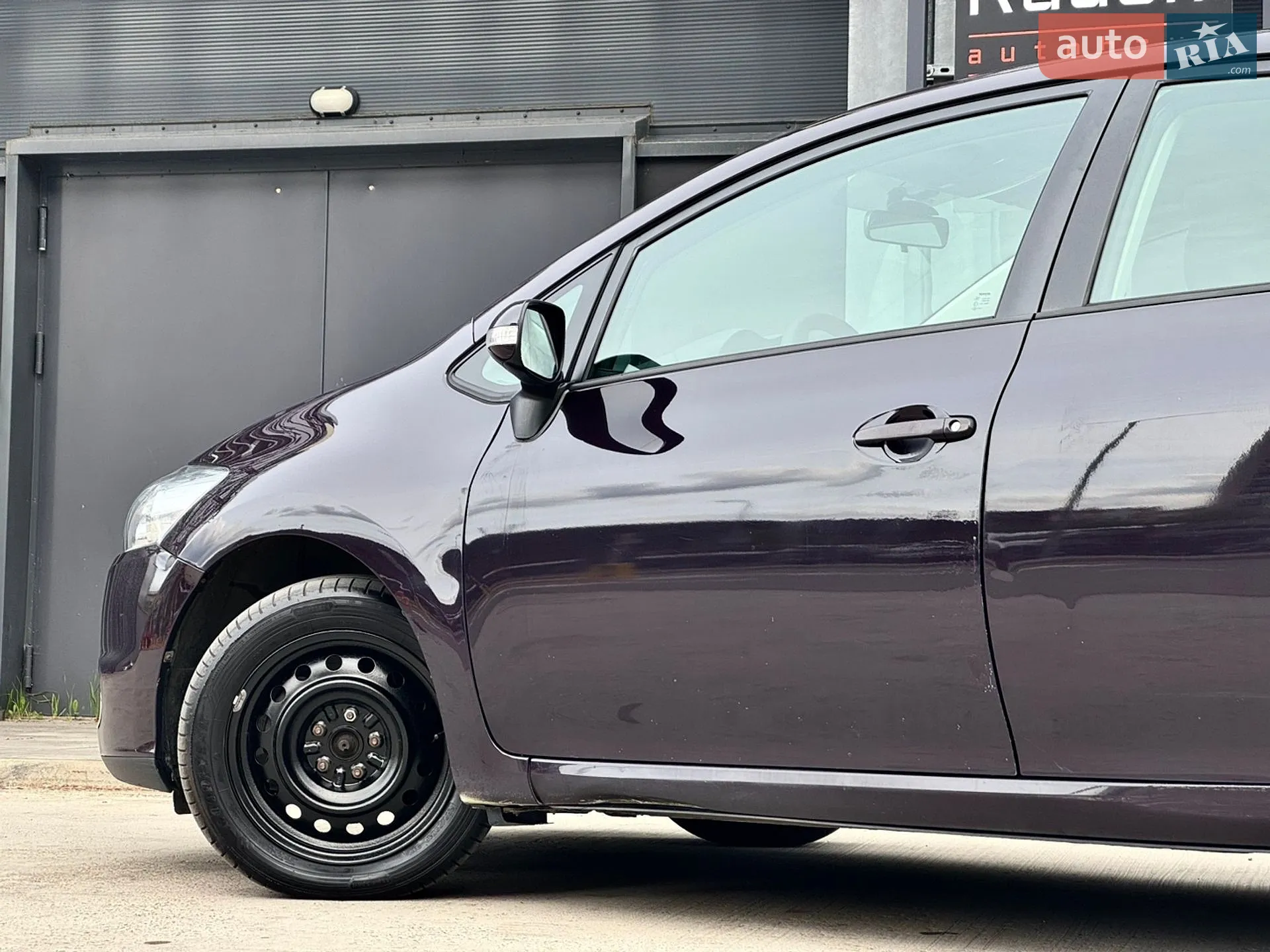 2011 Toyota Auris - мініатюра 11