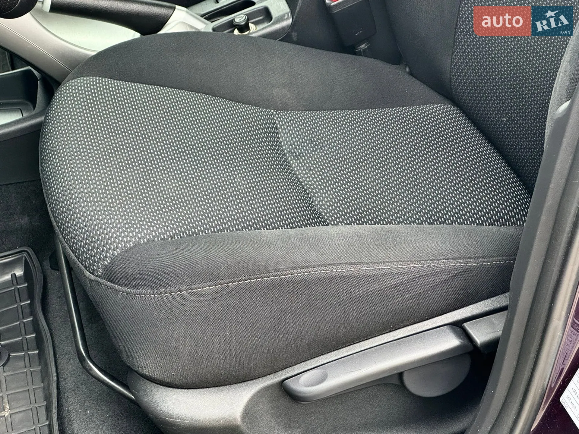 2011 Toyota Auris - мініатюра 24