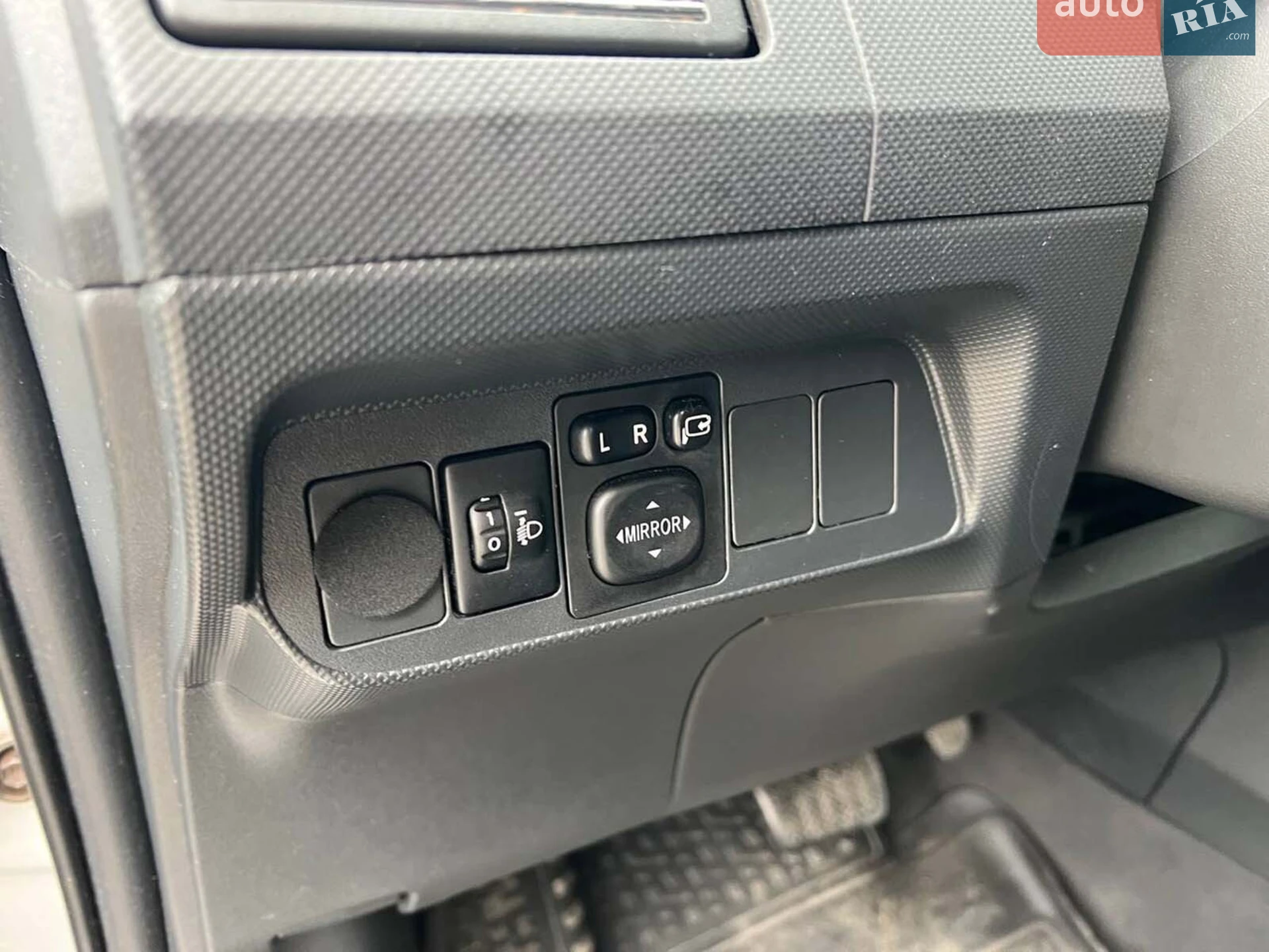 2012 Toyota Auris - мініатюра 20