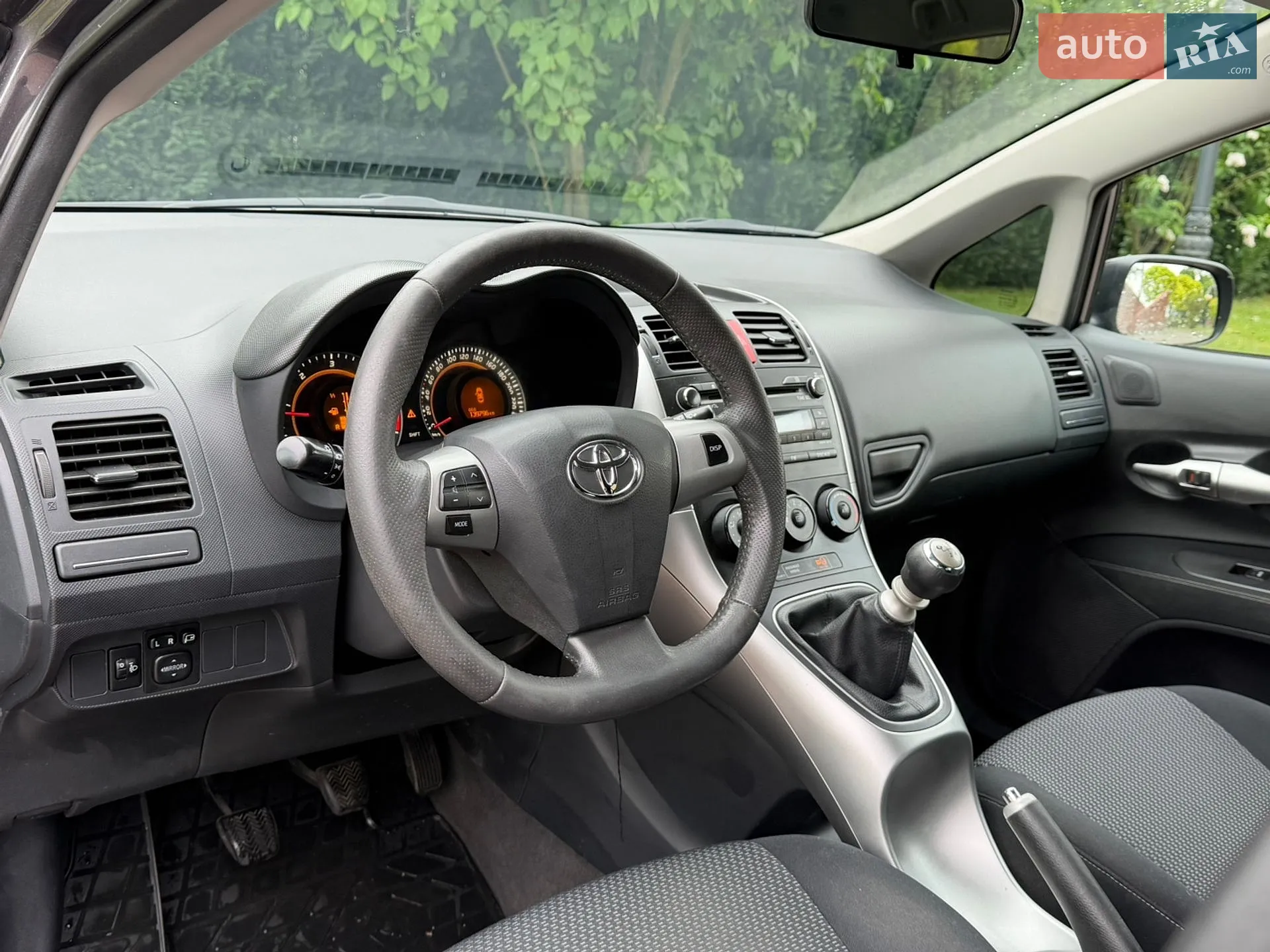 2011 Toyota Auris - мініатюра 21
