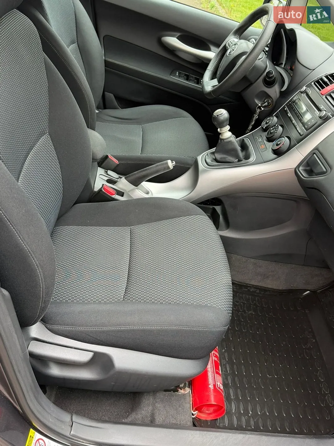 2011 Toyota Auris - мініатюра 29
