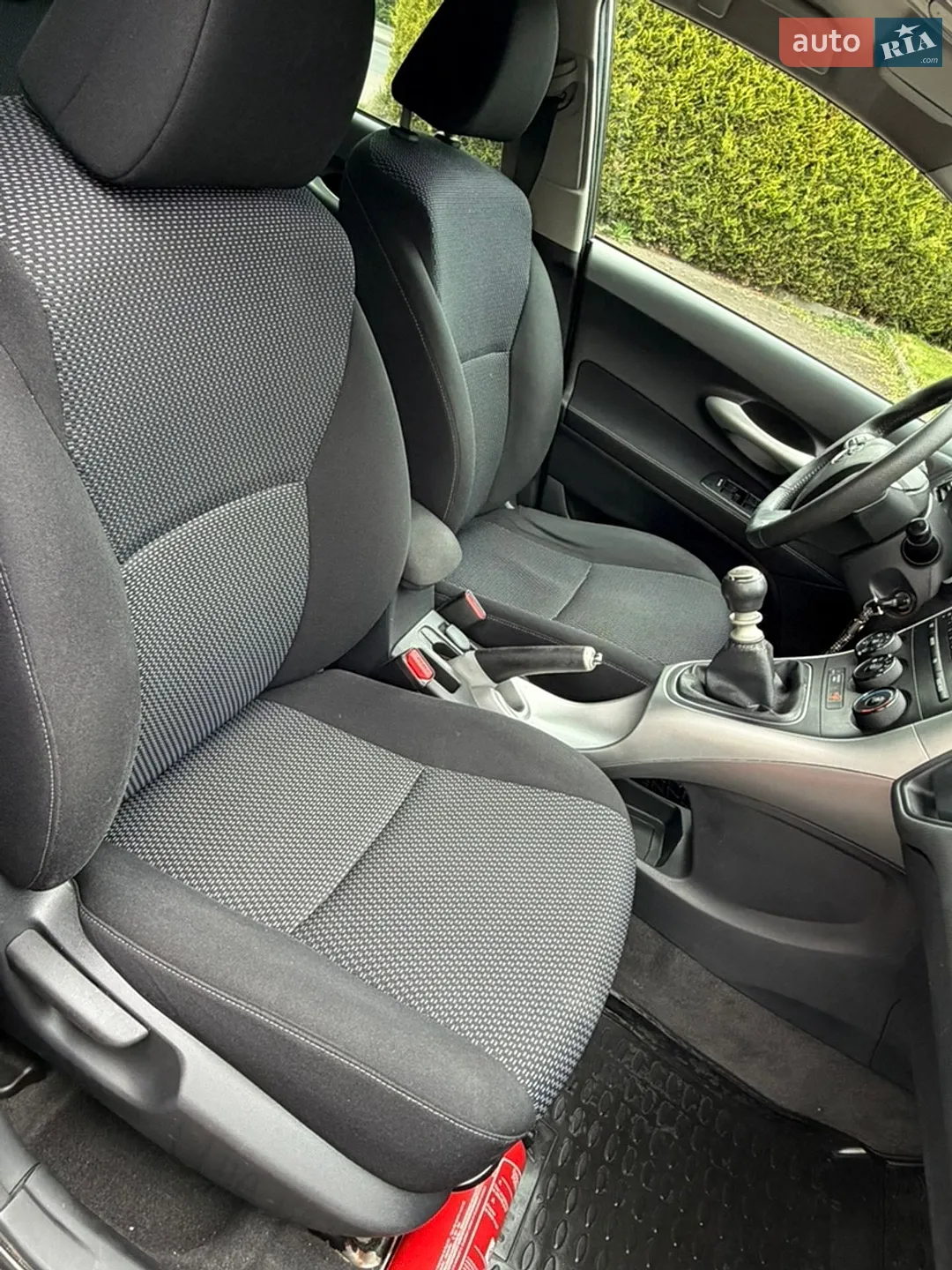 2011 Toyota Auris - мініатюра 32