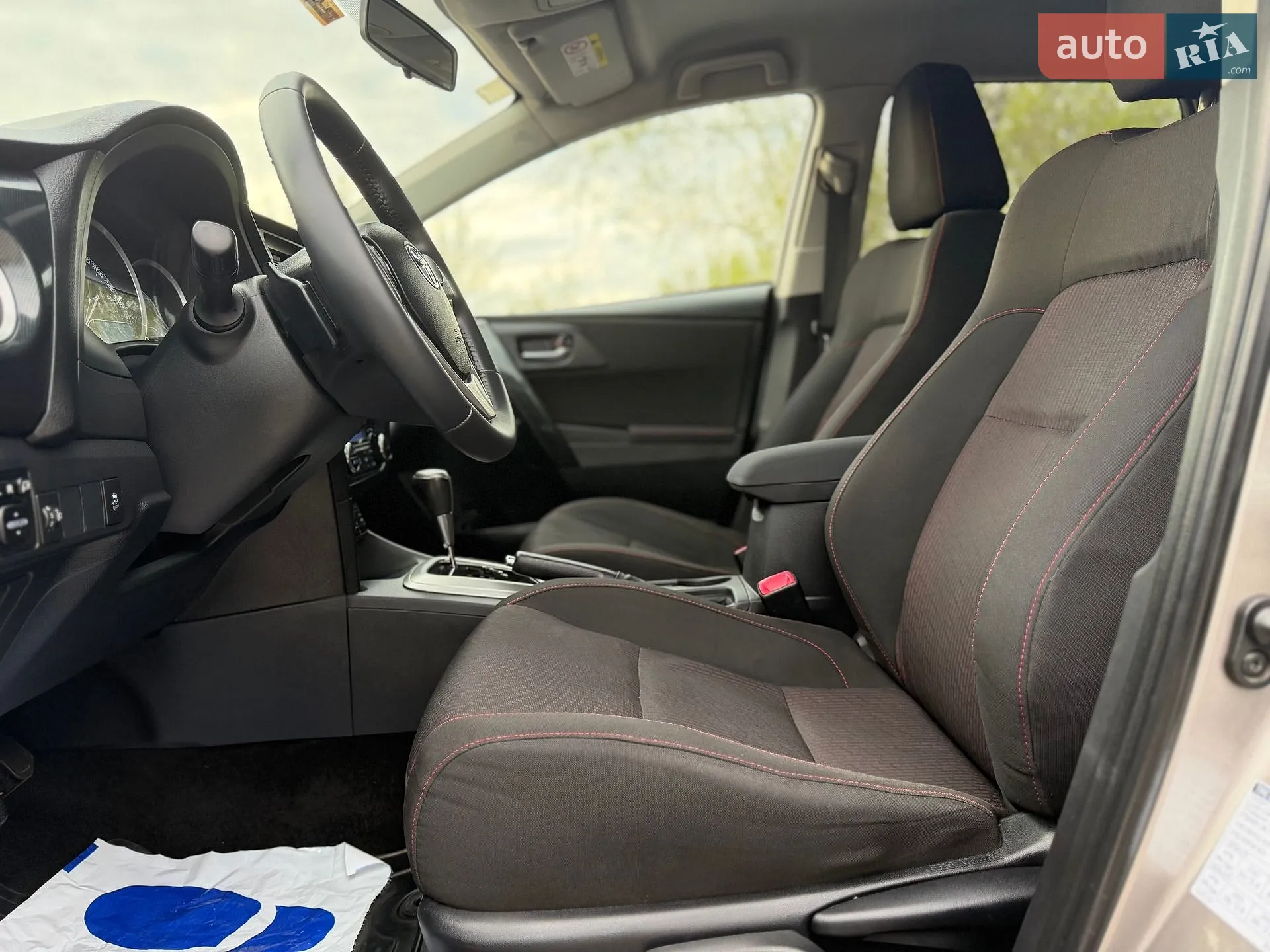 2013 Toyota Auris - мініатюра 22