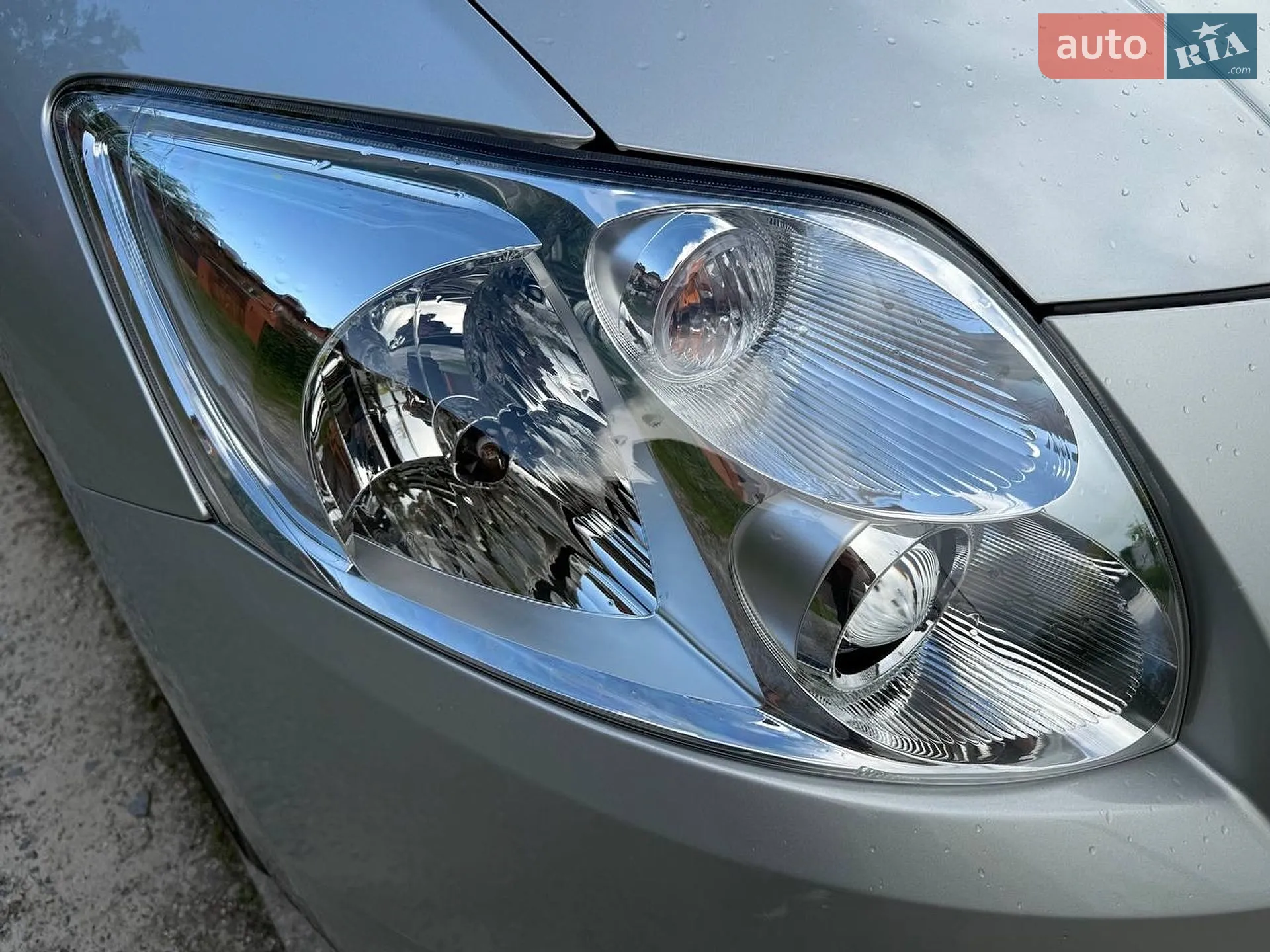 2010 Toyota Auris - мініатюра 19