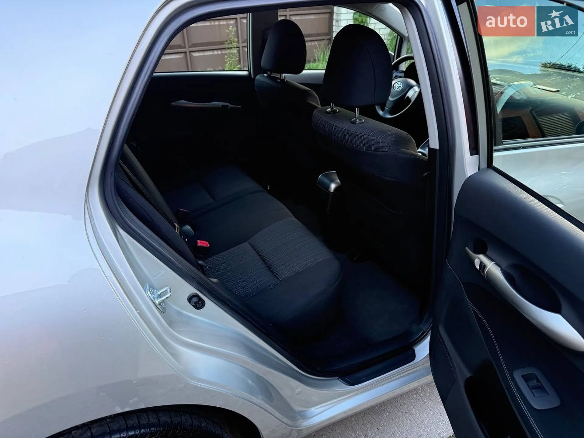 2010 Toyota Auris - мініатюра 68