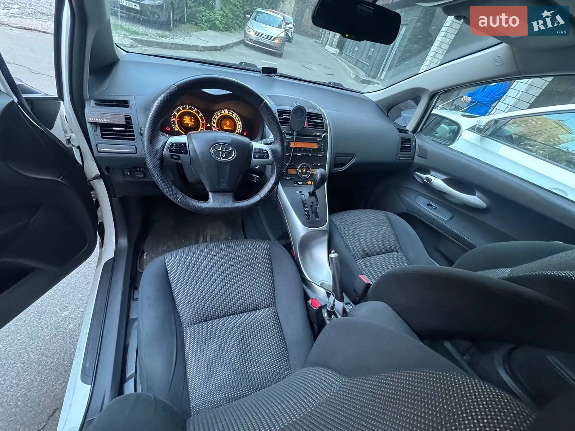2012 Toyota Auris - мініатюра 7