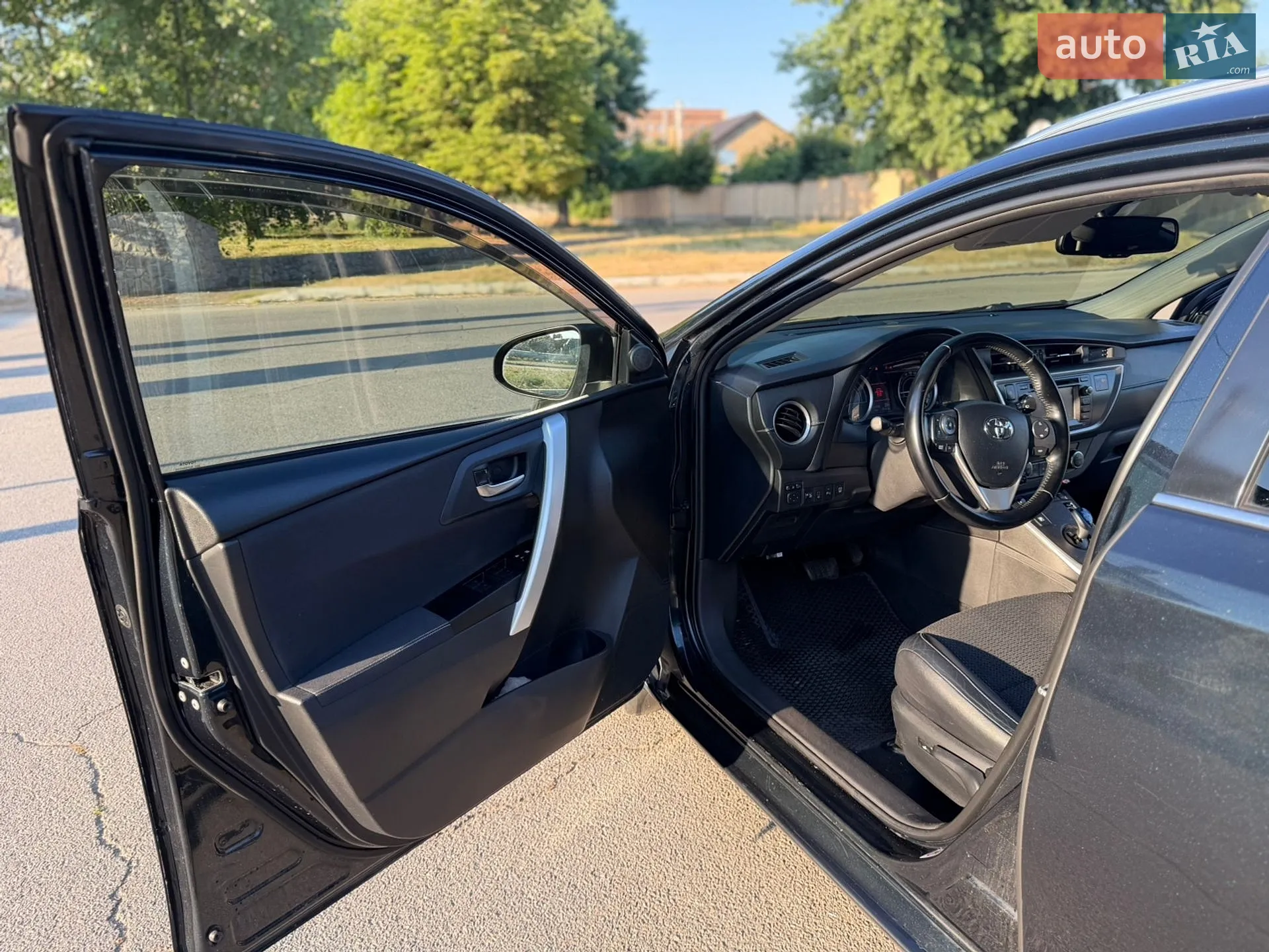 2013 Toyota Auris - мініатюра 13