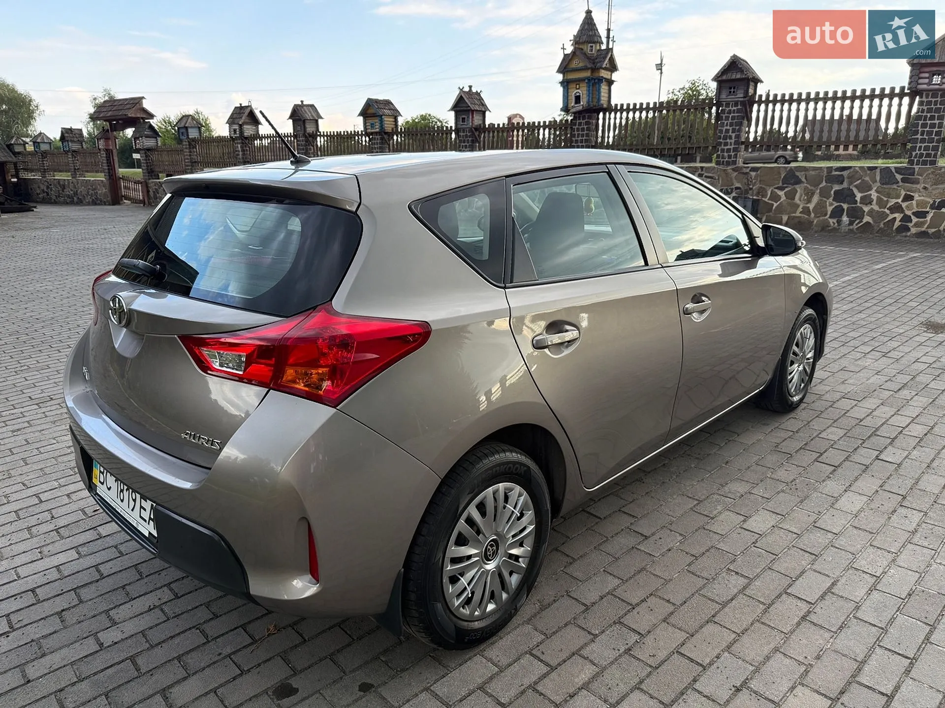 2013 Toyota Auris - мініатюра 9