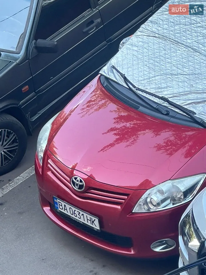 2010 Toyota Auris - мініатюра 17