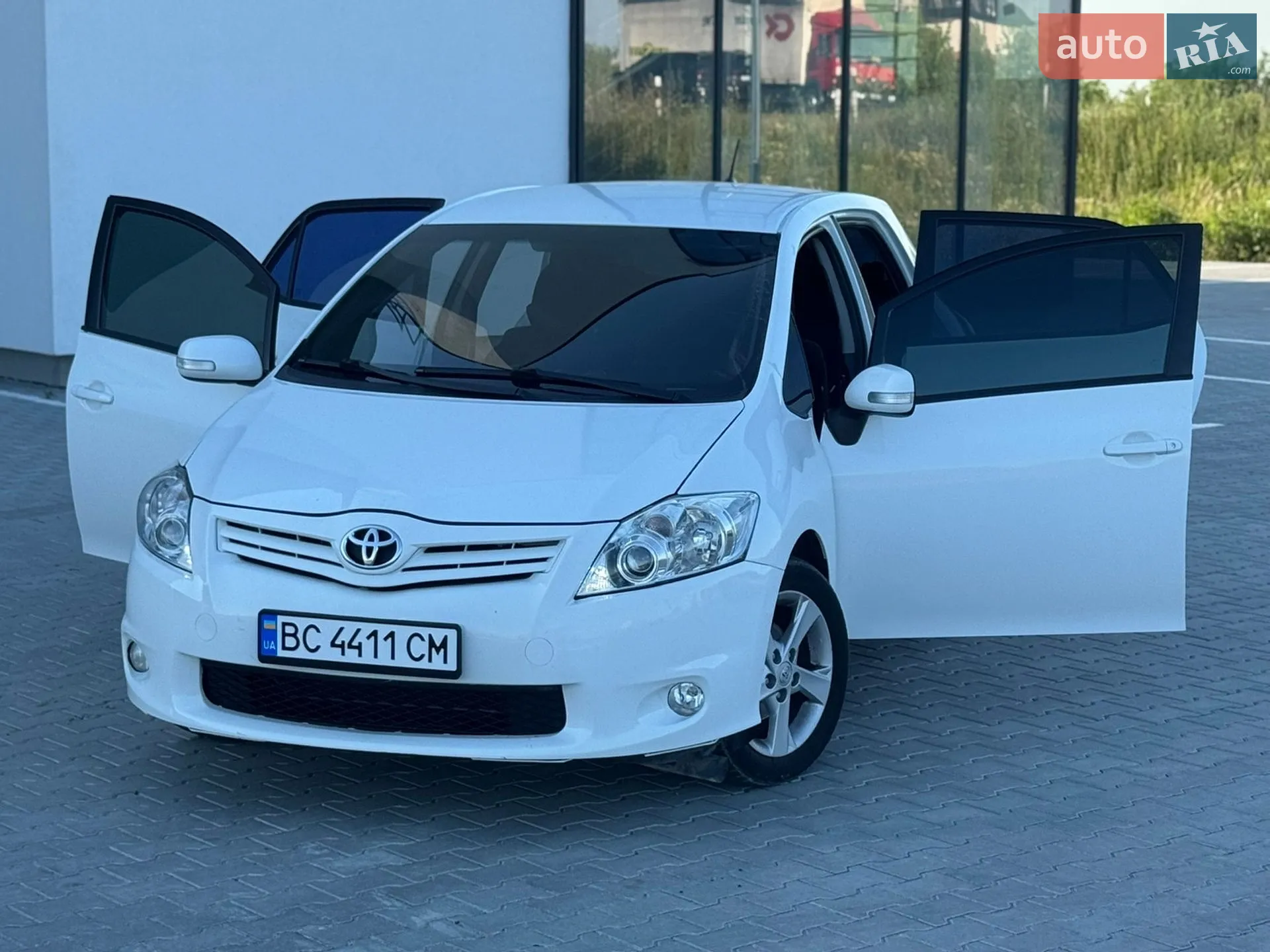 2012 Toyota Auris - мініатюра 16
