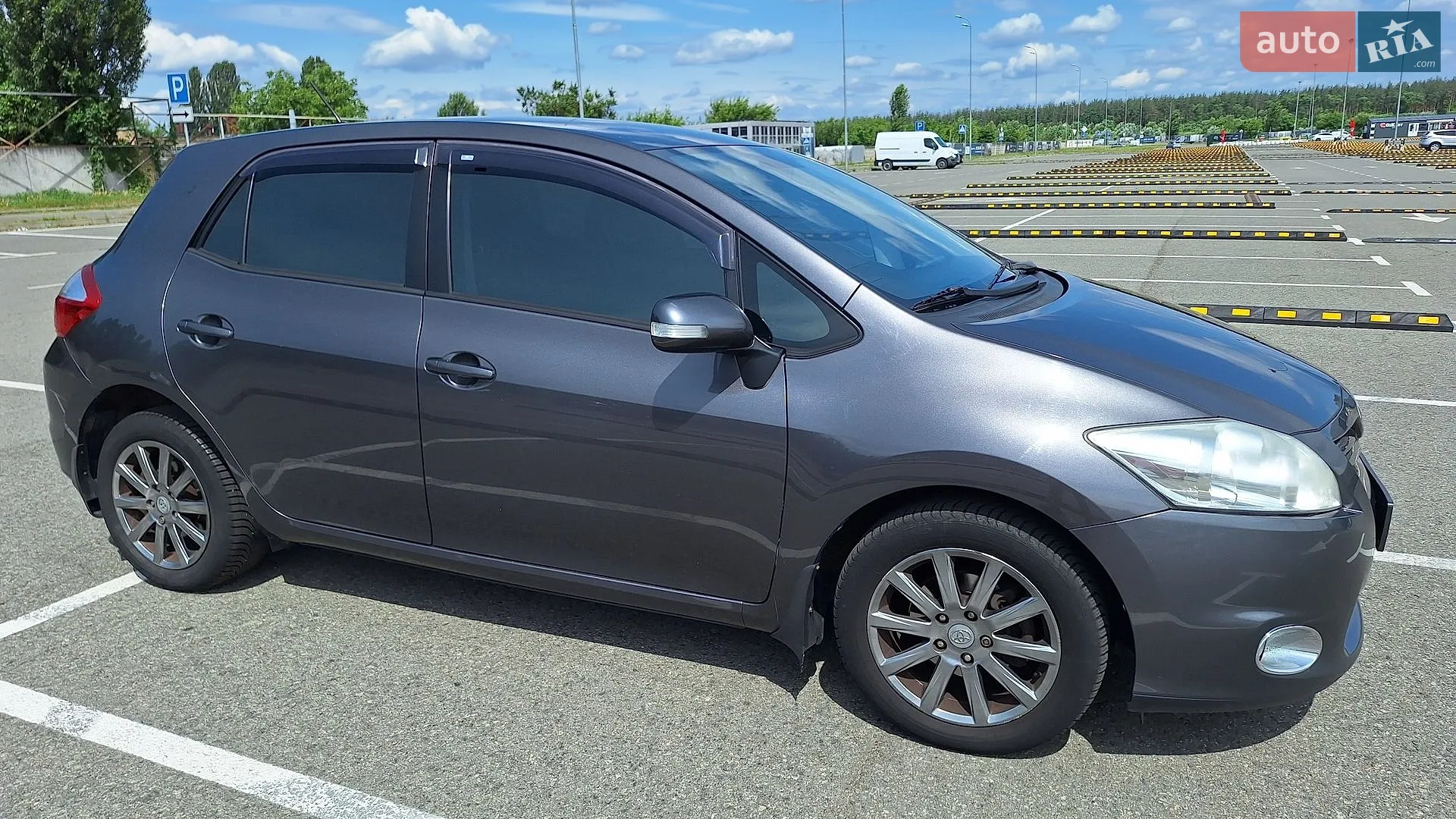 2011 Toyota Auris - мініатюра 4