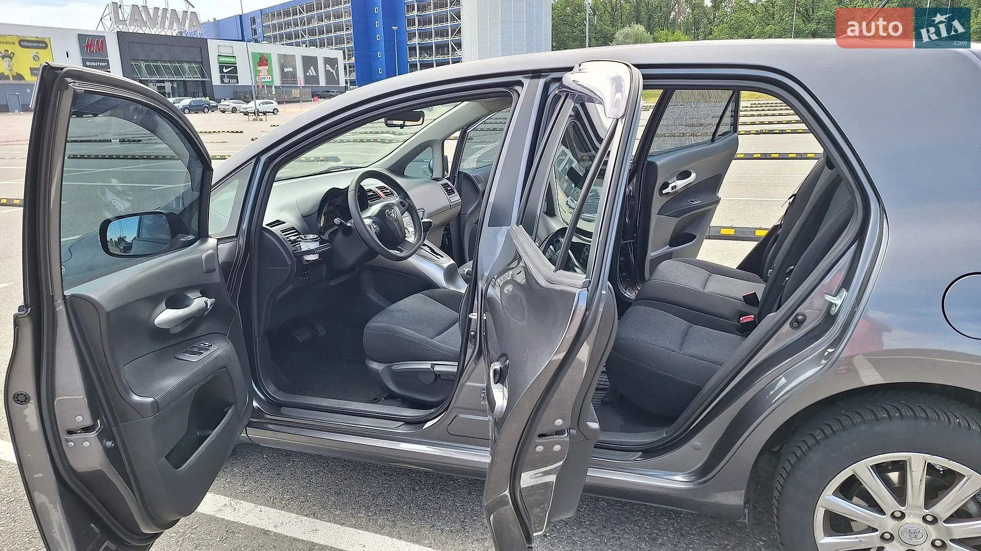 2011 Toyota Auris - мініатюра 20
