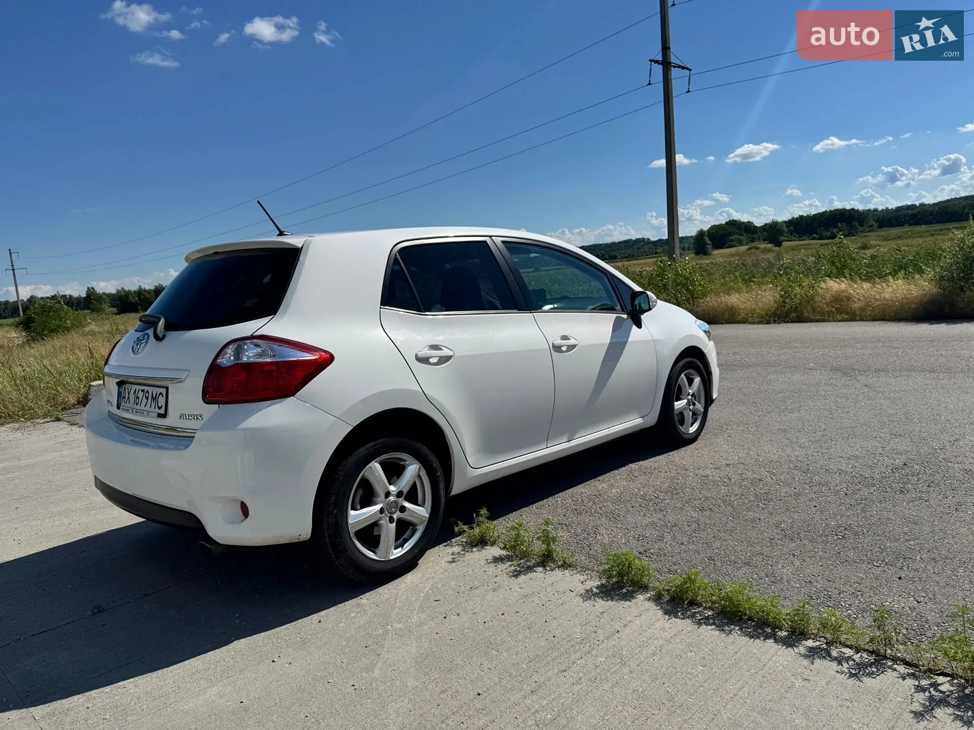 2011 Toyota Auris - мініатюра 2