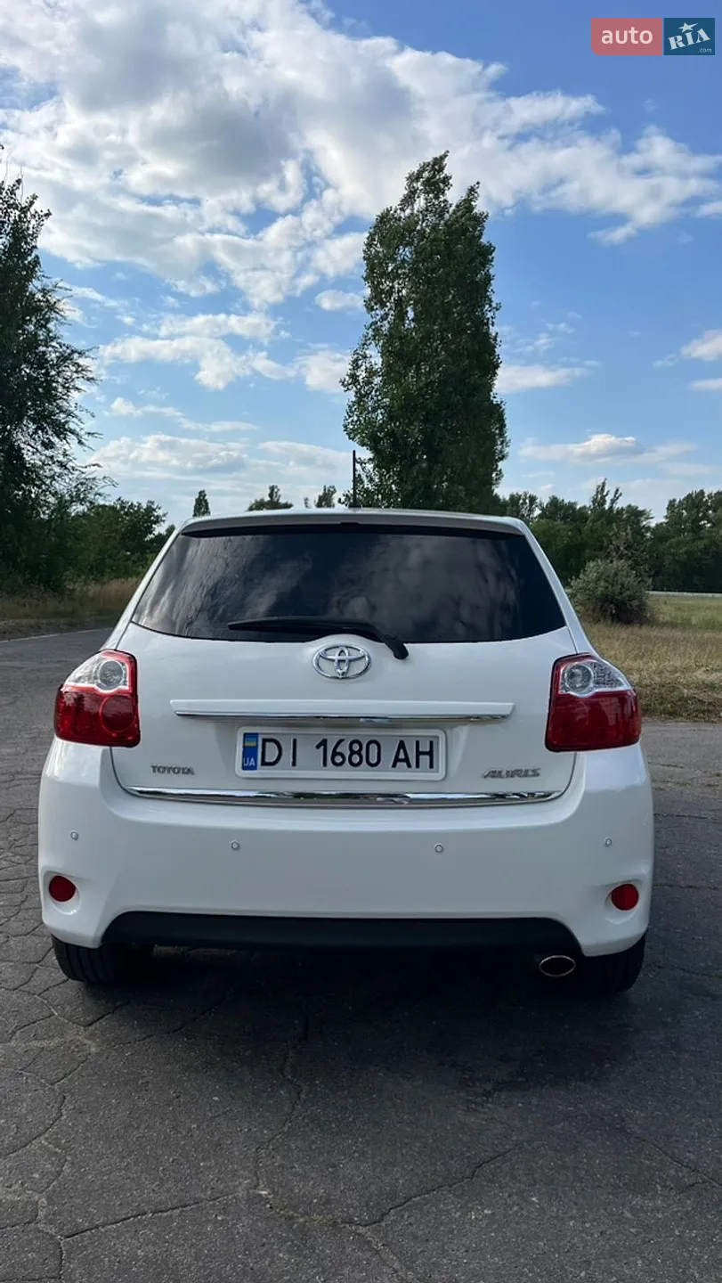 2010 Toyota Auris - мініатюра 5