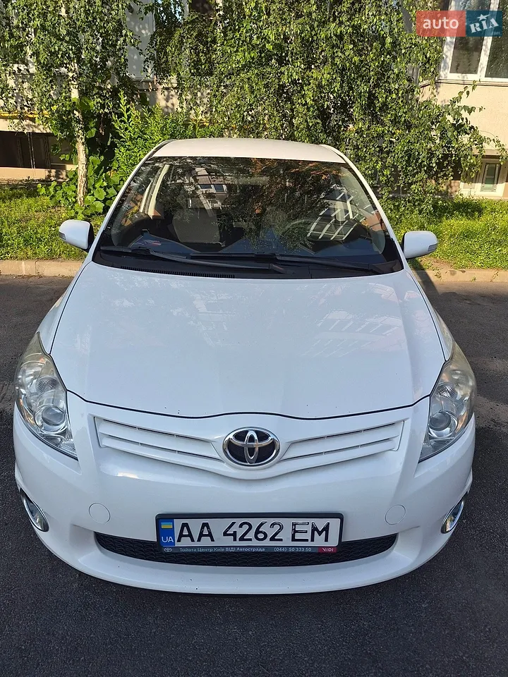 2012 Toyota Auris - мініатюра 16