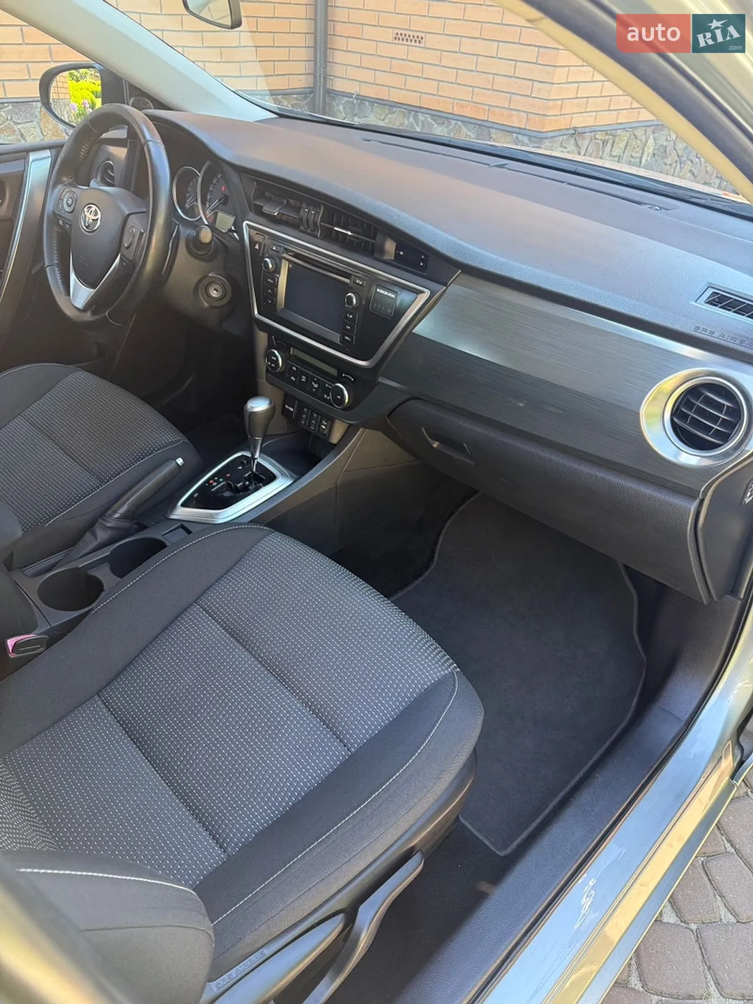 2012 Toyota Auris - мініатюра 20