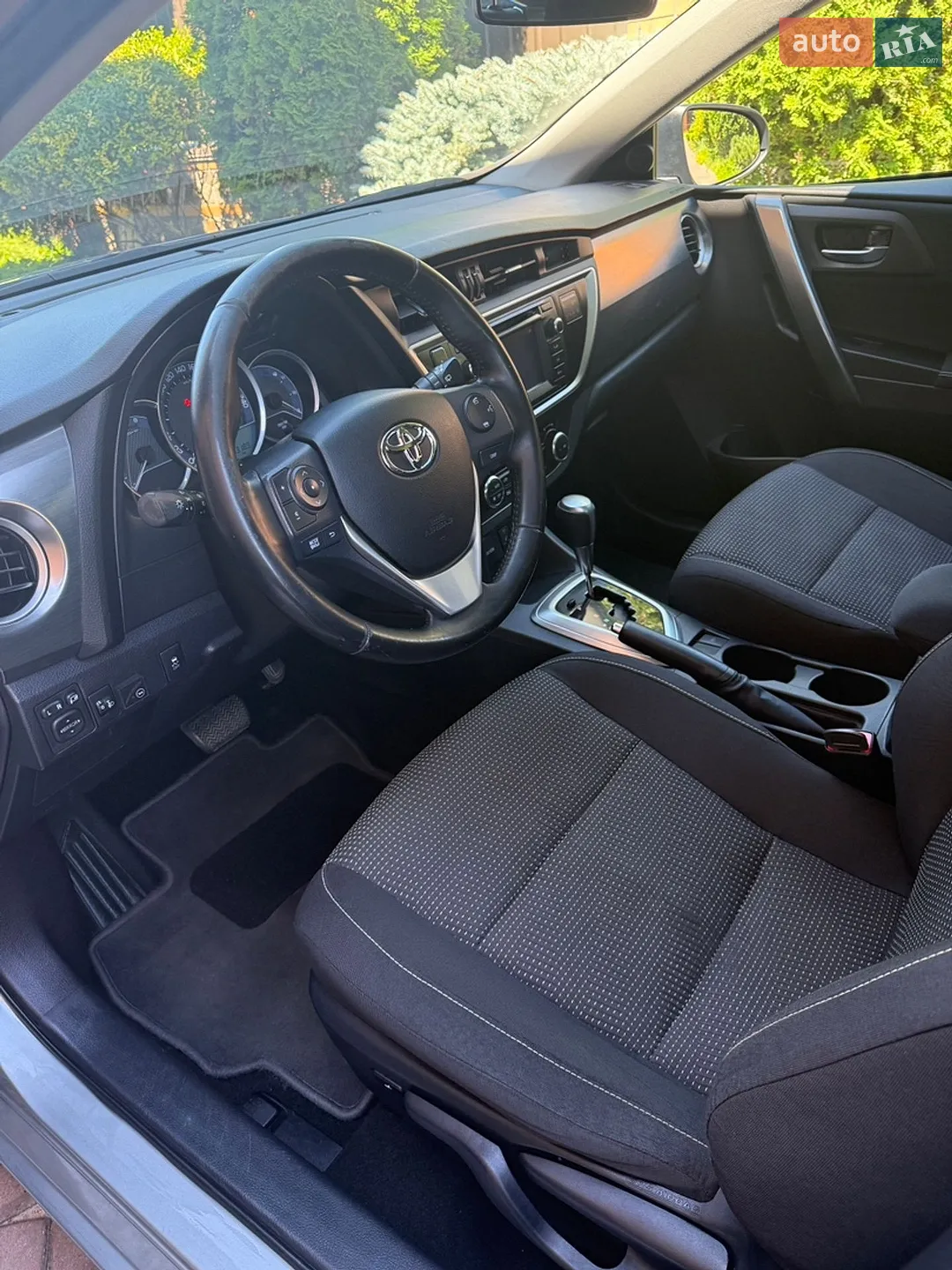 2012 Toyota Auris - мініатюра 23
