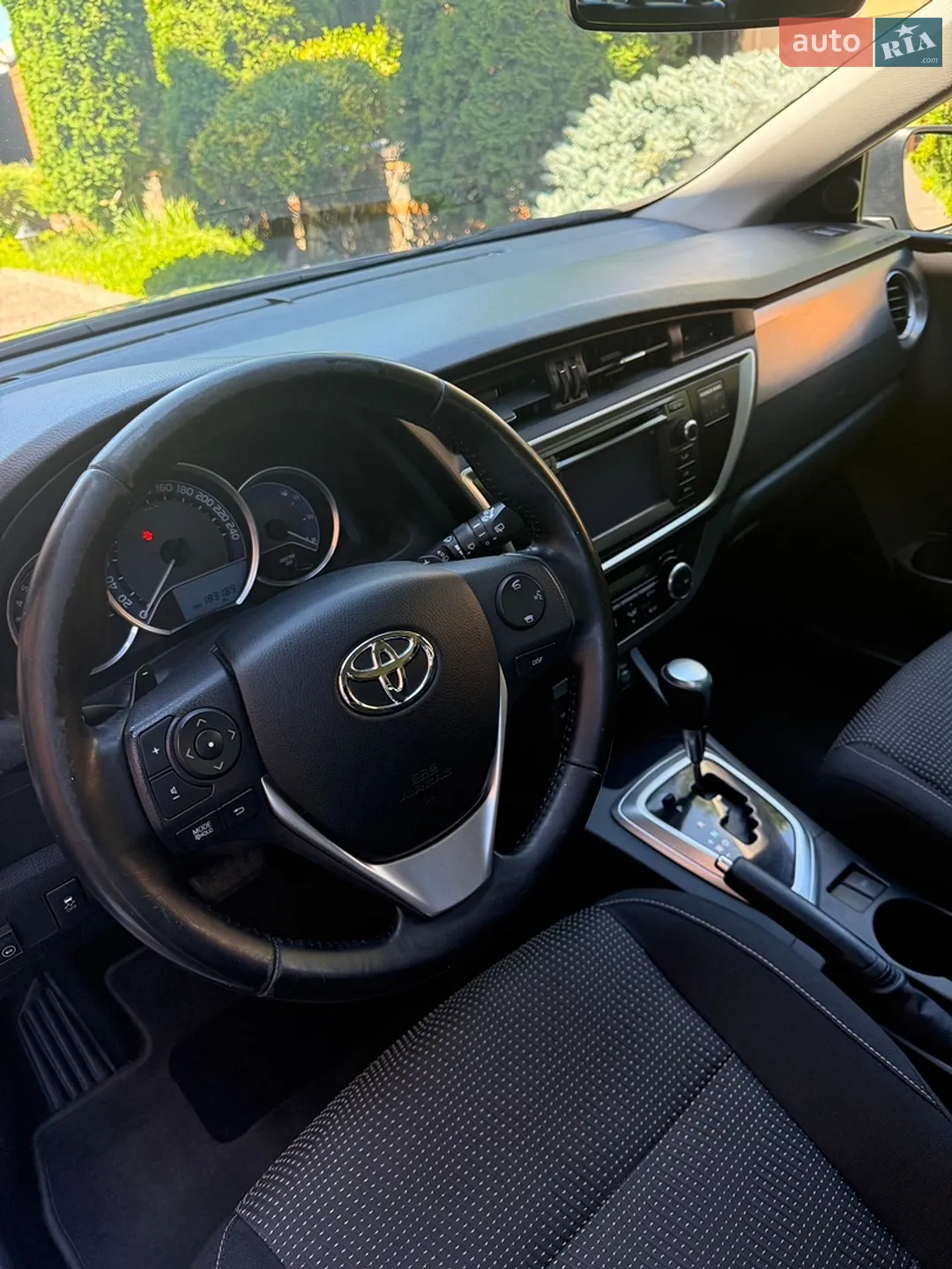 2012 Toyota Auris - мініатюра 24