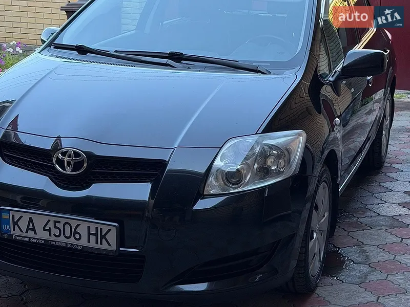 Toyota Auris