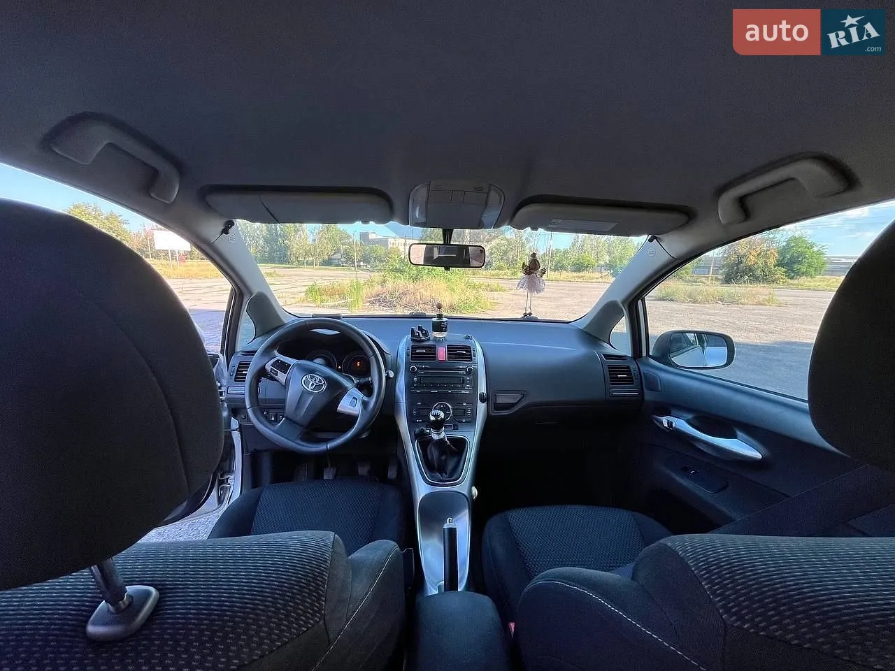 2011 Toyota Auris - мініатюра 17