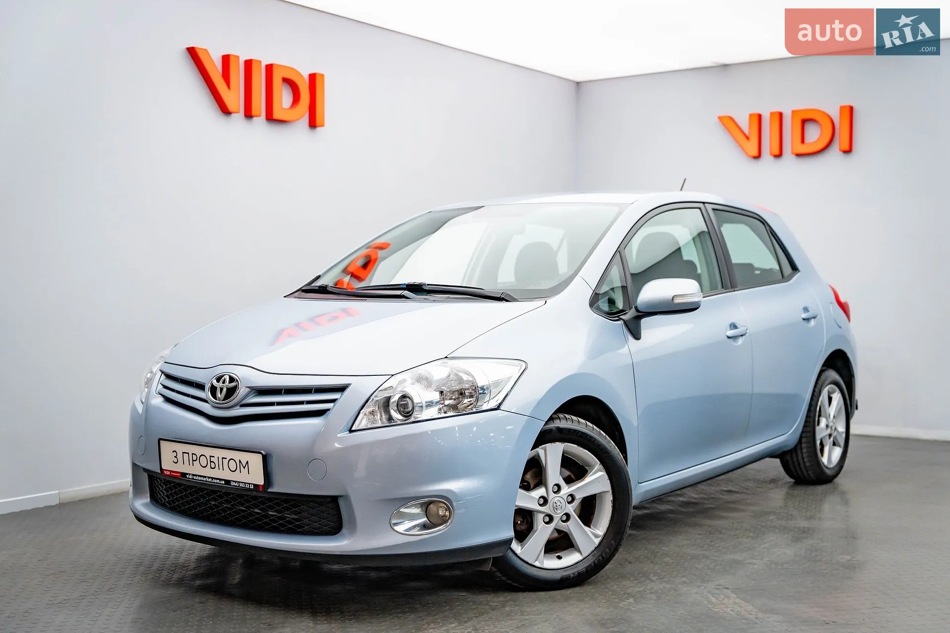 2012 Toyota Auris - фото 1