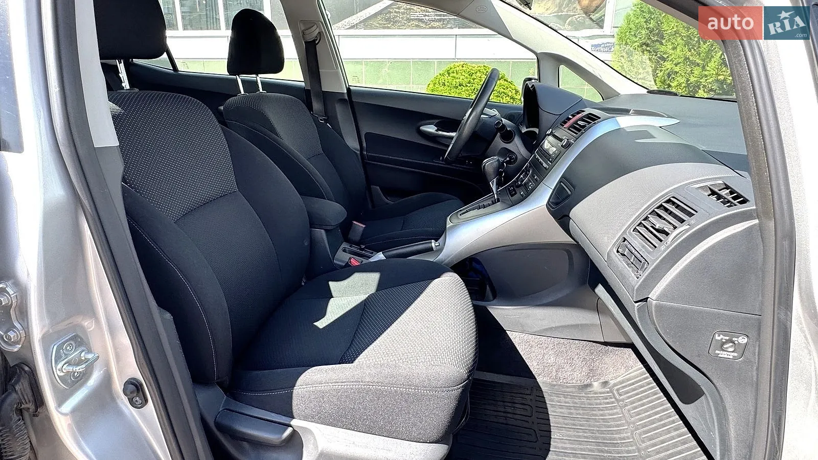 2012 Toyota Auris - мініатюра 13