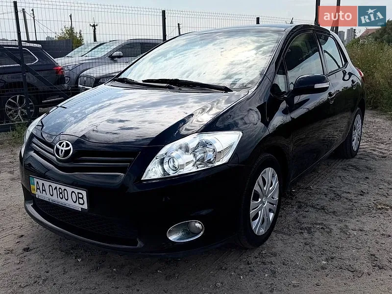 Toyota Auris 2010